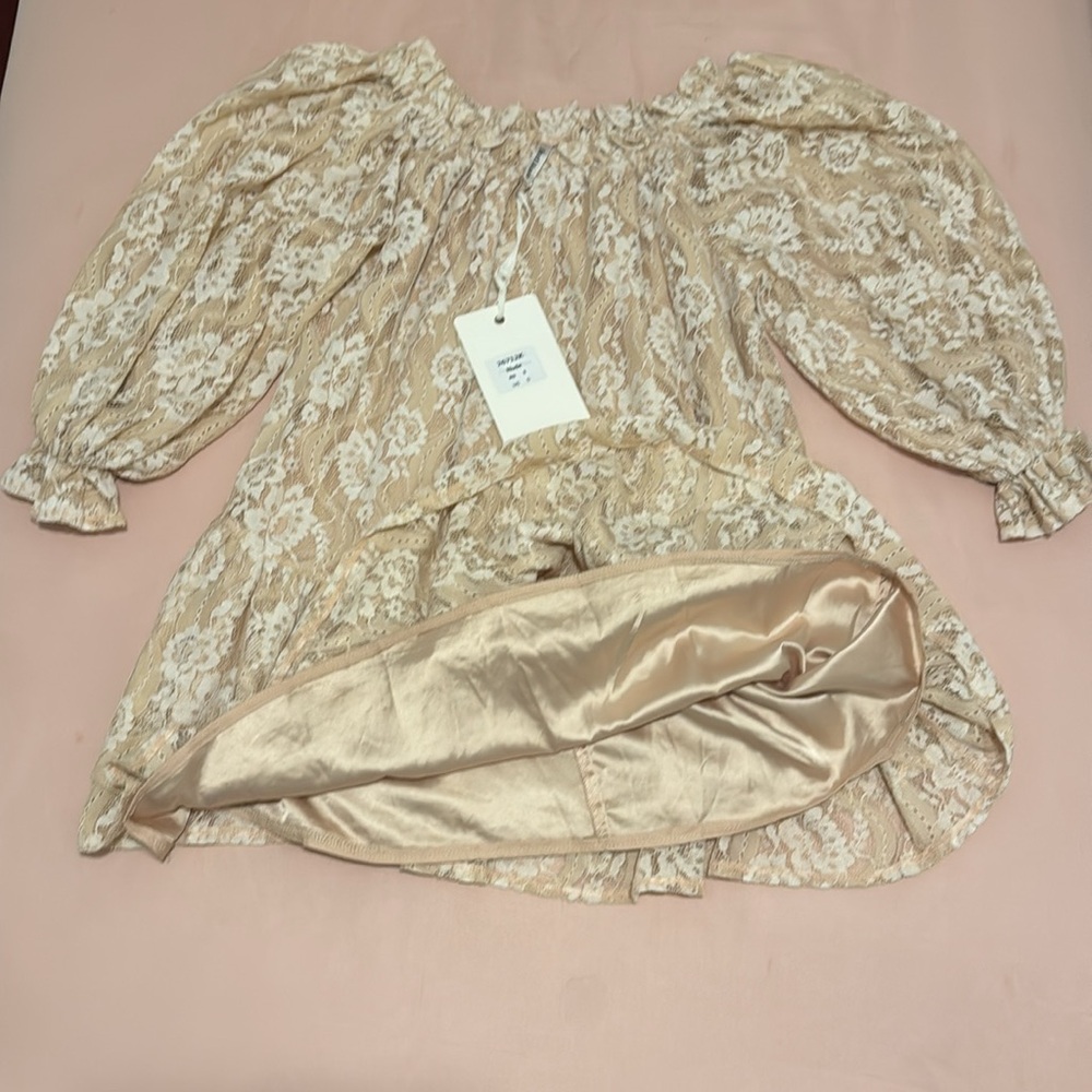 Beautiful Lace lined top. Neutral color. Tags - Indikah. Size 8 AU. Size S US.